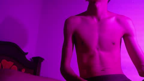 isaac online show from 5, 1, 2025