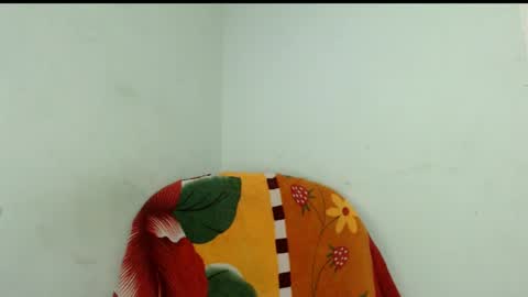 Snapshot of isaaclatino chatting on 6, 6, 2026 isaac online show from 6, 6, 2026
