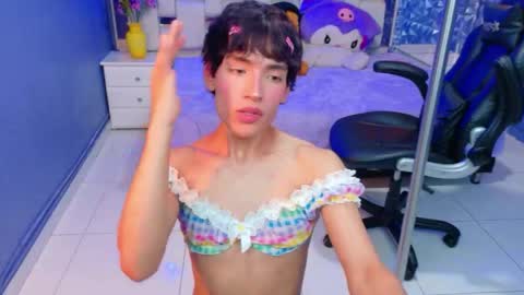 isaacnova online show from 24, 4, 2026
