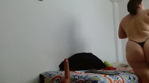 Snapshot of isabel_24_gil chatting on 21, 9, 2025 isabel online show from 21, 9, 2025