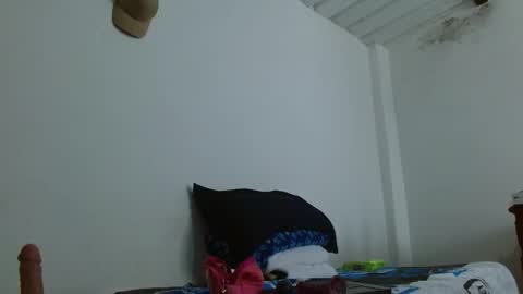 Snapshot of isabel_24_gil chatting on 23, 9, 2025 isabel online show from 23, 9, 2025