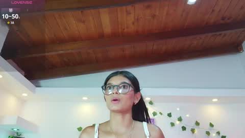 Snapshot of isabel_space chatting on 14, 5, 2026 Isabel online show from 14, 5, 2026
