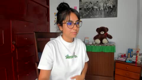 Snapshot of isabella22_1 chatting on 3, 12, 2024 Isabella22 1 online show from 3, 12, 2024