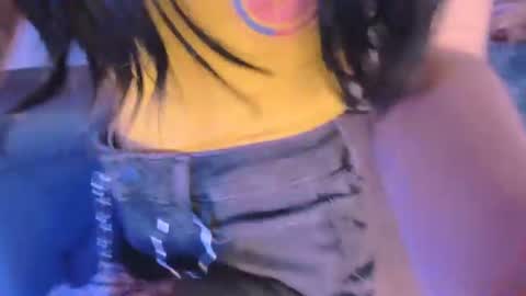 Snapshot of isabella525 chatting on 7, 7, 2026 Isabella online show from 7, 7, 2026