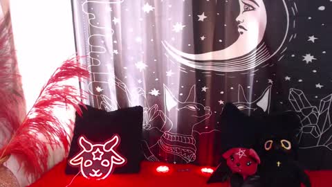Snapshot of isabella__dark chatting on 21, 2, 2025 online show from 21, 2, 2025
