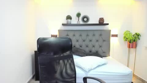 Snapshot of isabella_florez22 chatting on 15, 1, 2025 Isabel florez online show from 15, 1, 2025