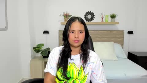 Snapshot of isabella_florez22 chatting on 25, 1, 2025 Isabel florez online show from 25, 1, 2025