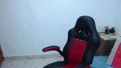  estefania online show from 16, 2, 2025