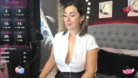   online show from 25, 2, 2025