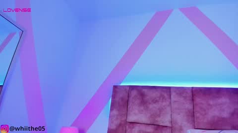 Snapshot of isabella_whiite chatting on 25, 2, 2025 Isabella White online show from 25, 2, 2025