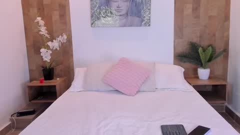 Snapshot of isabella_winkler chatting on 2, 2, 2026 isabella_winkler online show from 2, 2, 2026