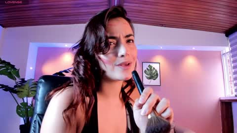 Isabella  Everyday From 0530 to 1430 Col Time online show from 17, 1, 2025