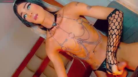 isabellagirs online show from 15, 9, 2025