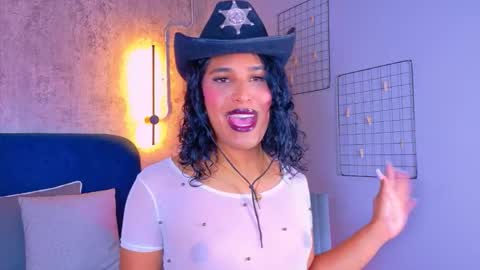 Isabella online show from 28, 10, 2025