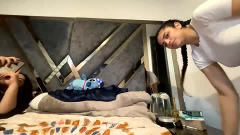 Isabella.. back again  online show from 9, 3, 2026