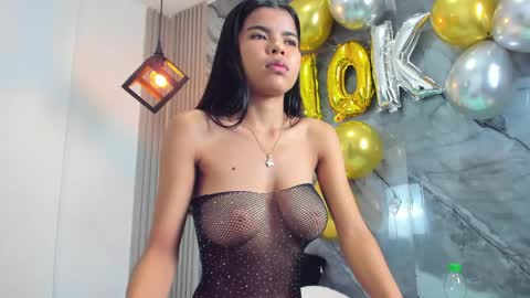 Snapshot of isabellamonet chatting on 9, 5, 2026 isabellamonet online show from 9, 5, 2026