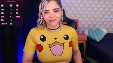 Isabella Mout  online show from 26, 1, 2025