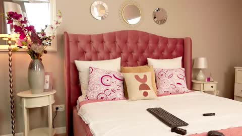 Snapshot of isabellamyst chatting on 1, 12, 2025 IsabellaMyst online show from 1, 12, 2025