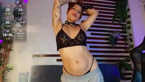 Snapshot of isamoon_ chatting on 29, 11, 2025 Isa online show from 29, 11, 2025