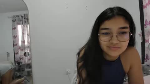 Isa Suarez online show from 27, 2, 2026