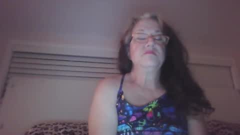 Snapshot of iseestarz420 chatting on 6, 1, 2025 Iseestarz420 online show from 6, 1, 2025