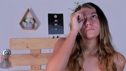 ishabellalopez online show from 28, 12, 2024