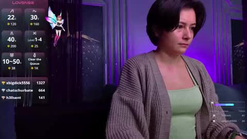 Snapshot of ishtardivine chatting on 11, 10, 2025 Ishtar online show from 11, 10, 2025