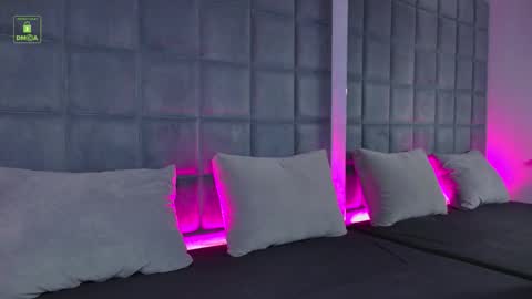 Snapshot of ishtardivine chatting on 16, 10, 2025 Ishtar online show from 16, 10, 2025