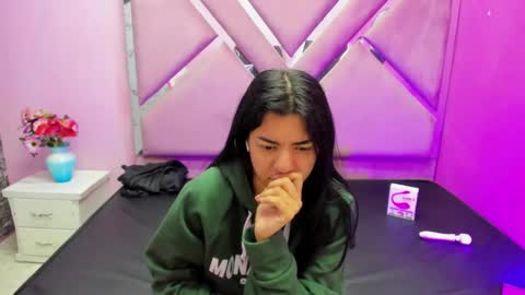 Snapshot of isisrousexx chatting on 7, 3, 2025 isisrousexx online show from 7, 3, 2025