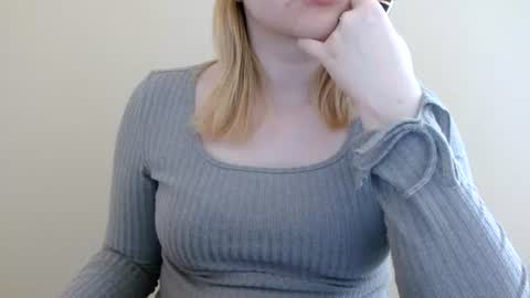 Snapshot of isla00 chatting on 13, 6, 2026 Isla online show from 13, 6, 2026