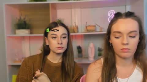 Snapshot of isla_dior chatting on 2, 10, 2025 isla_dior online show from 2, 10, 2025