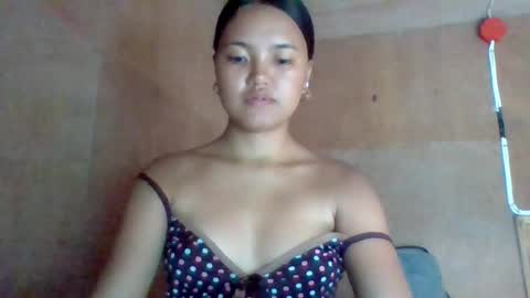 Snapshot of island_girl888 chatting on 24, 5, 2026 siri online show from 24, 5, 2026
