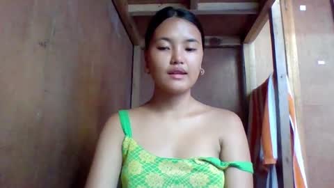 Snapshot of island_girl888 chatting on 25, 5, 2026 siri online show from 25, 5, 2026