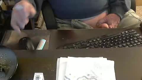 Snapshot of islandduke chatting on 13, 1, 2025 Duke online show from 13, 1, 2025