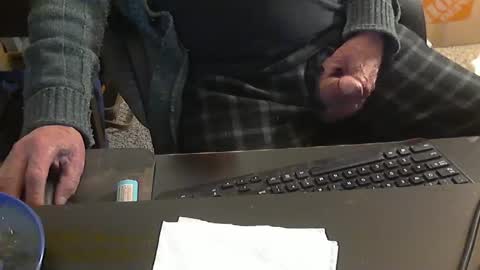 Snapshot of islandduke chatting on 10, 2, 2025 Duke online show from 10, 2, 2025