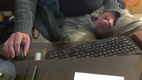 Snapshot of islandduke chatting on 15, 2, 2025 Duke online show from 15, 2, 2025