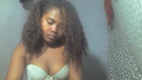 Snapshot of ismayrah chatting on 18, 5, 2026 ismayrah online show from 18, 5, 2026