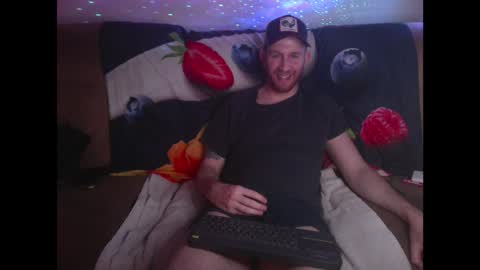 Snapshot of israeli_tall chatting on 14, 12, 2024 Tall Jewish Ginger DOM online show from 14, 12, 2024