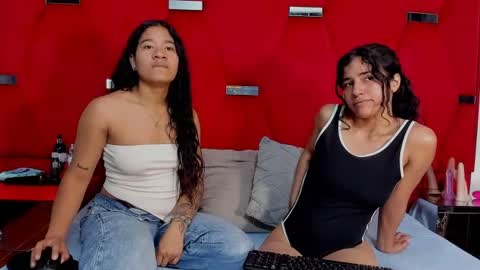Snapshot of issa_blue chatting on 8, 7, 2026 issa_blue online show from 8, 7, 2026