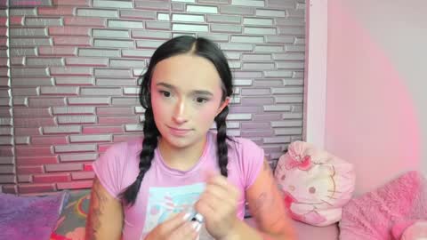 Snapshot of issa_garcia chatting on 12, 12, 2024 I S S A B E L A Igissaa ax Xlittleissa online show from 12, 12, 2024