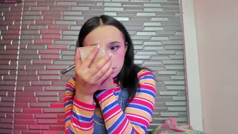 Snapshot of issa_garcia chatting on 29, 12, 2024 I S S A B E L A Igissaa ax Xlittleissa online show from 29, 12, 2024