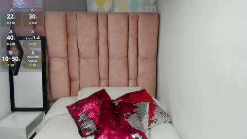 ISSA MILF online show from 9, 4, 2026