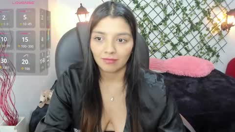 Snapshot of issa_nassar chatting on 27, 10, 2025 Issa online show from 27, 10, 2025