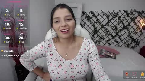 Snapshot of issa_nassar chatting on 23, 11, 2025 Issa online show from 23, 11, 2025