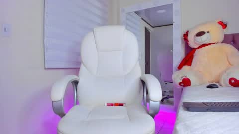 Isa  online show from 25, 2, 2025