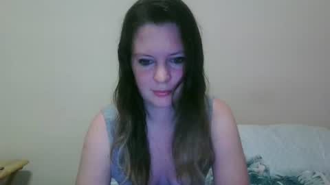 Snapshot of issamayy333 chatting on 17, 10, 2025 issamayy333 online show from 17, 10, 2025