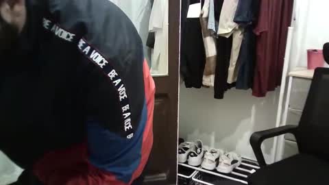 Snapshot of italianboybcn chatting on 1, 11, 2025 italianboybcn online show from 1, 11, 2025