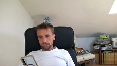 Snapshot of italiano116116 chatting on 7, 7, 2026 italiano116116 online show from 7, 7, 2026