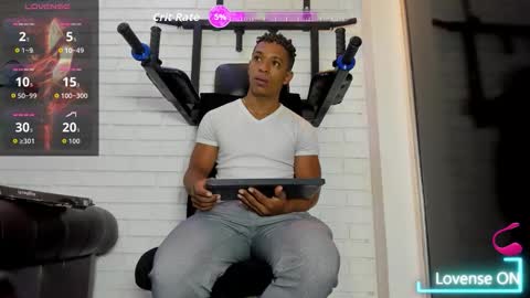 Italo Moore online show from 5, 12, 2025