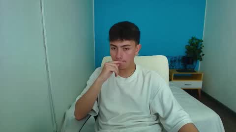 ithan__ online show from 12, 9, 2025